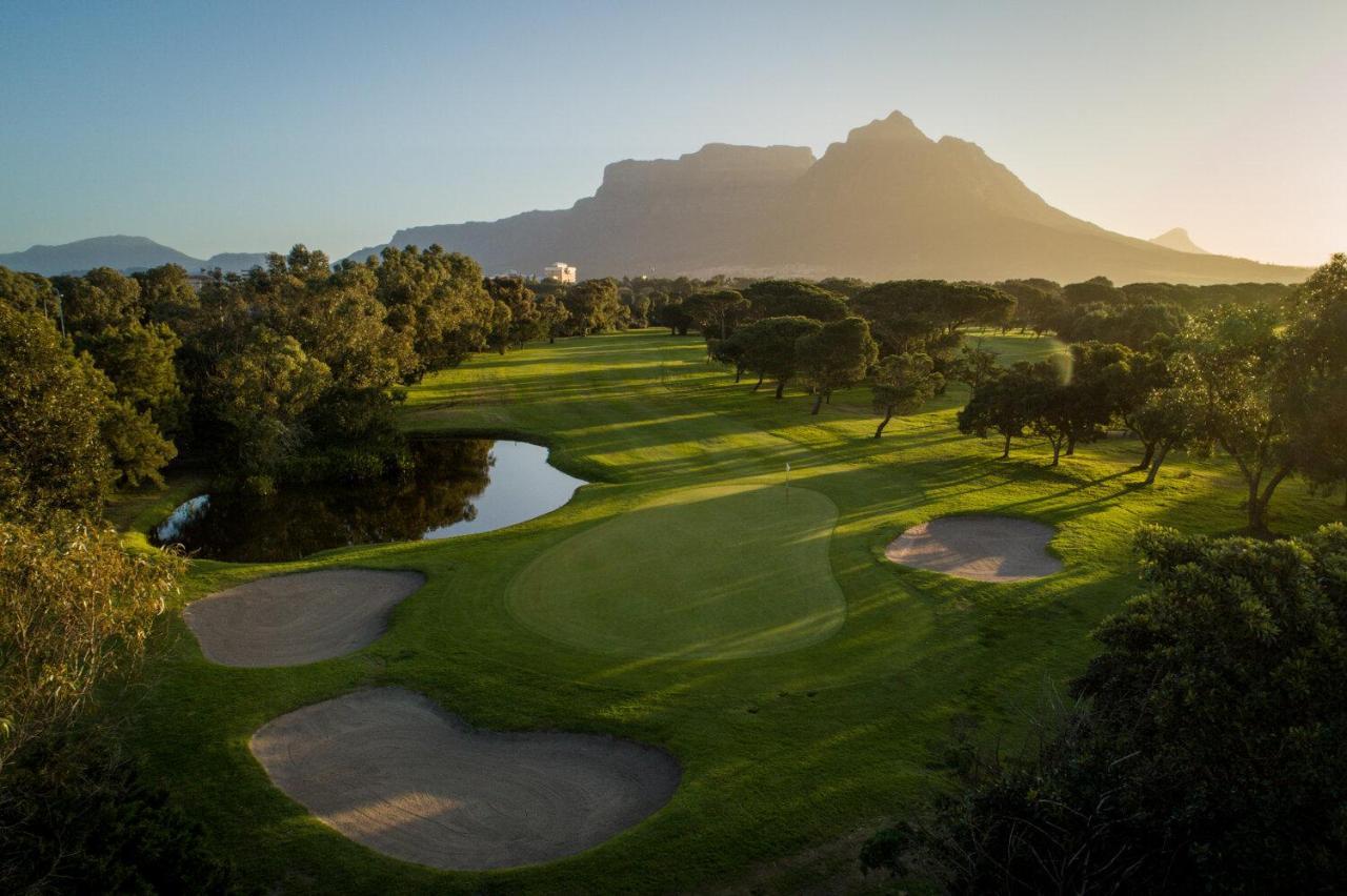 Garden Court Nelson Mandela Boulevard ケープタウン エクステリア 写真
