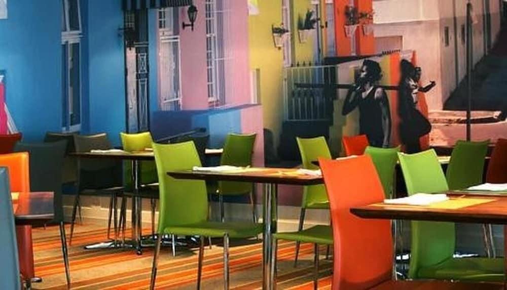 Garden Court Nelson Mandela Boulevard ケープタウン エクステリア 写真