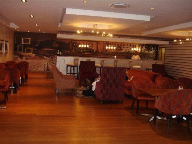 Garden Court Nelson Mandela Boulevard ケープタウン エクステリア 写真