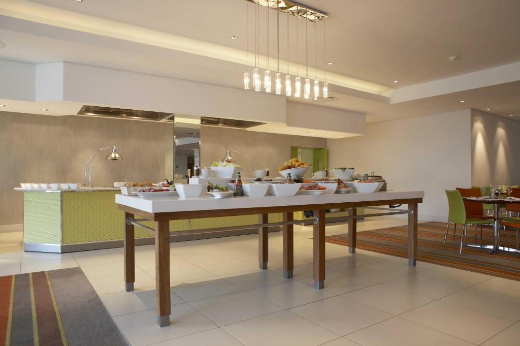 Garden Court Nelson Mandela Boulevard ケープタウン エクステリア 写真